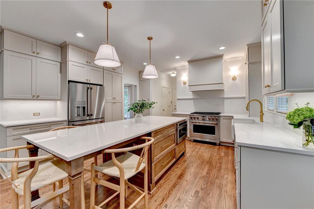 320 Oakhurst Leaf Drive