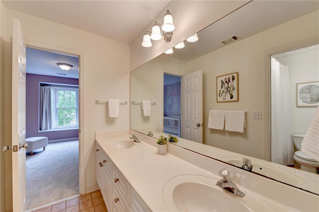 320 Oakhurst Leaf Drive