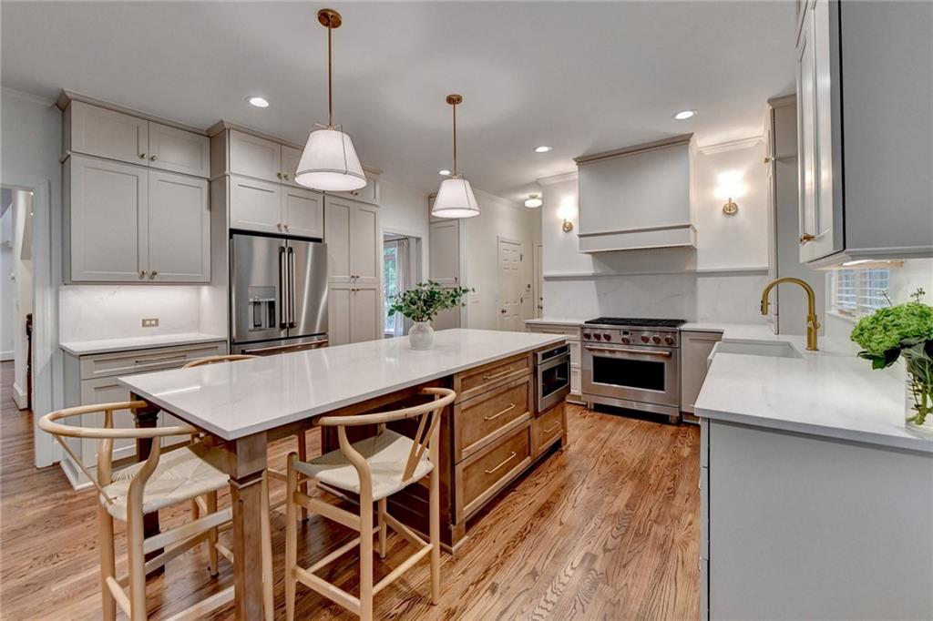 320 Oakhurst Leaf Drive