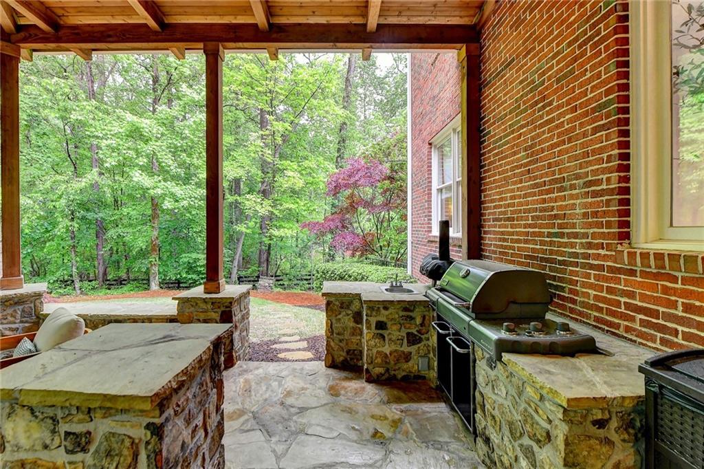 320 Oakhurst Leaf Drive