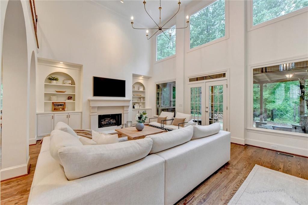 320 Oakhurst Leaf Drive