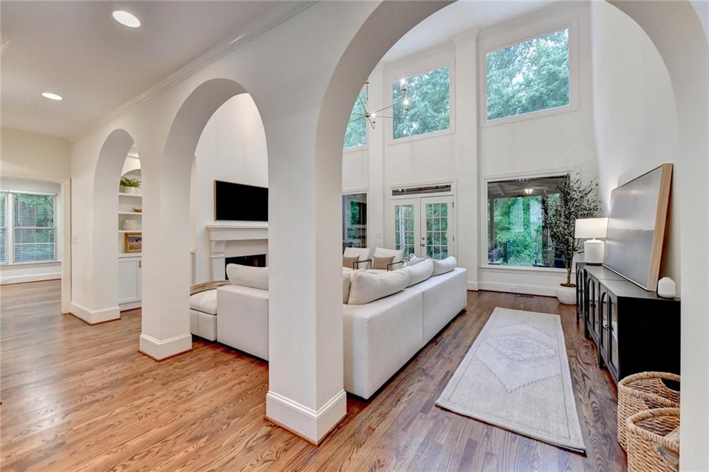 320 Oakhurst Leaf Drive