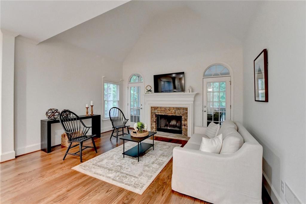 320 Oakhurst Leaf Drive