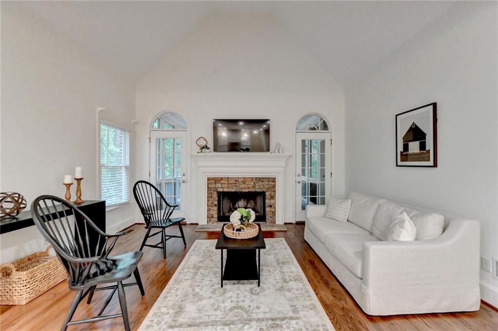 320 Oakhurst Leaf Drive