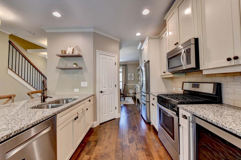 8040 Willoughby Court