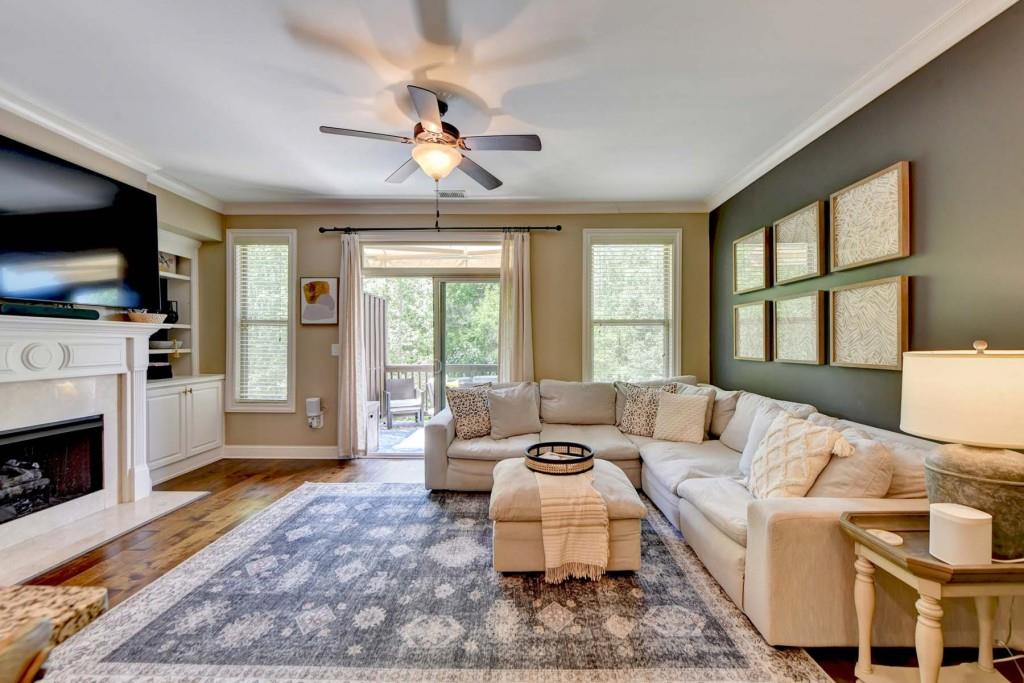 8040 Willoughby Court