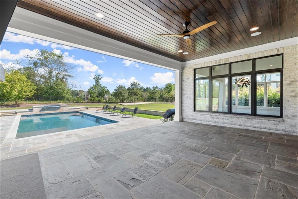 10160 Cedar Ridge Drive