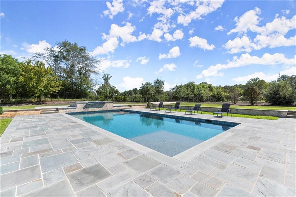 10160 Cedar Ridge Drive