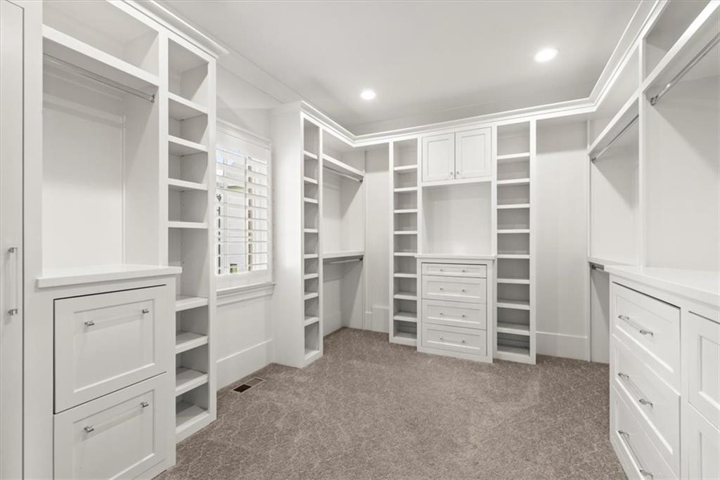 10160 Cedar Ridge Drive