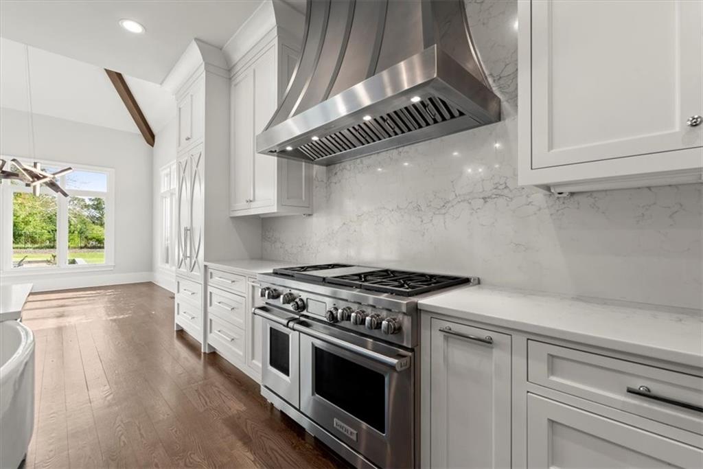 10160 Cedar Ridge Drive