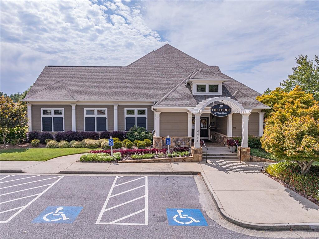 2300 Gladstone Place