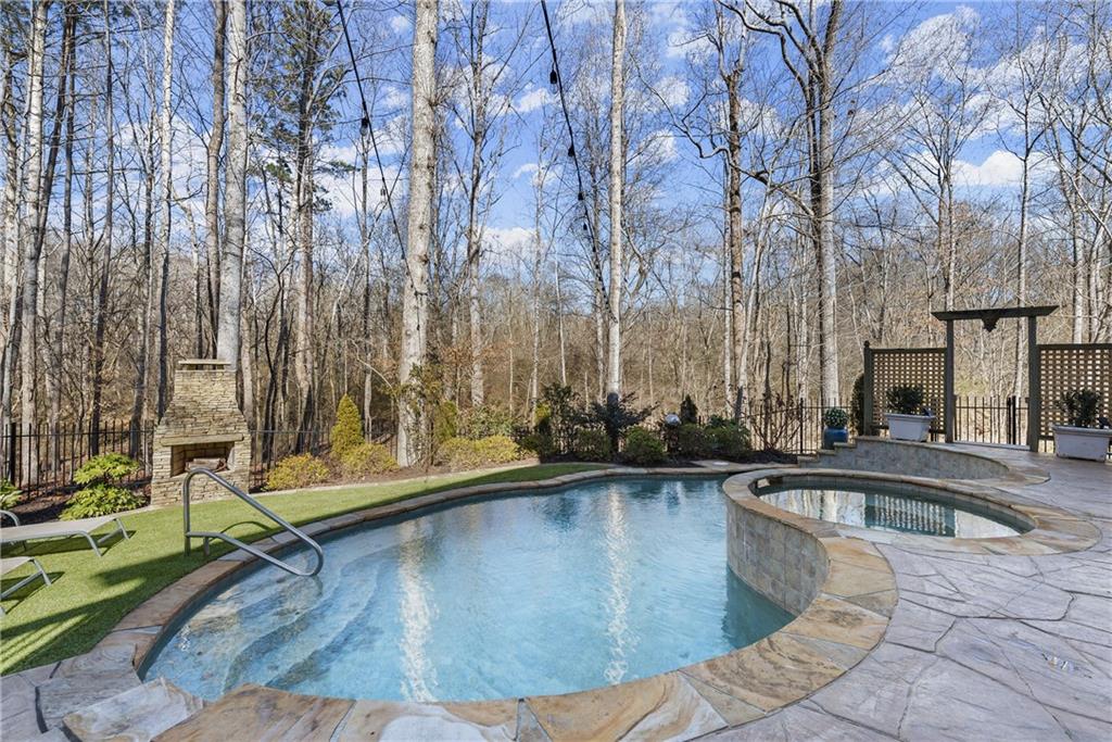 5495 Cottage Farm Road