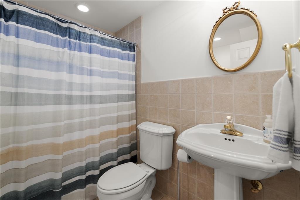 5495 Cottage Farm Road