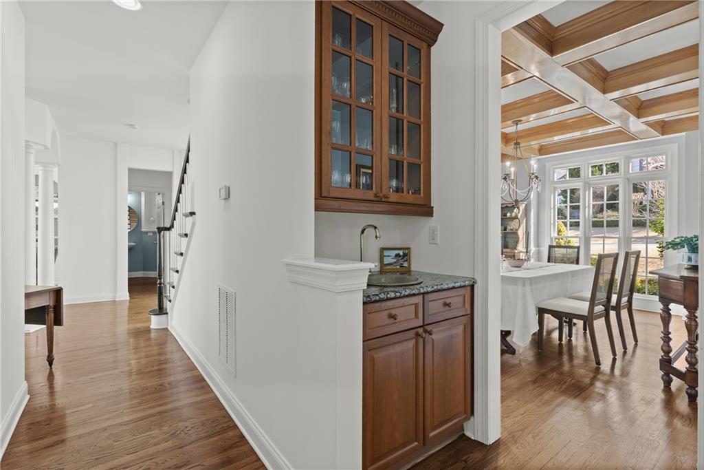 5495 Cottage Farm Road