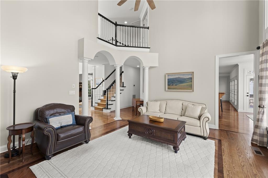 5495 Cottage Farm Road