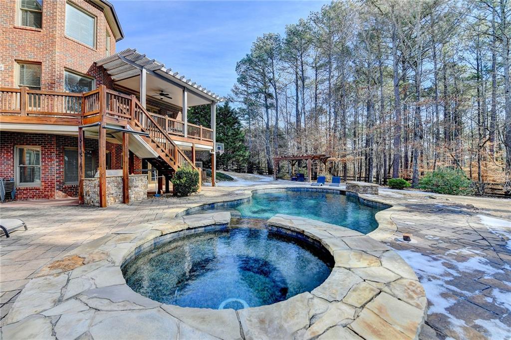 16575 Quayside Drive