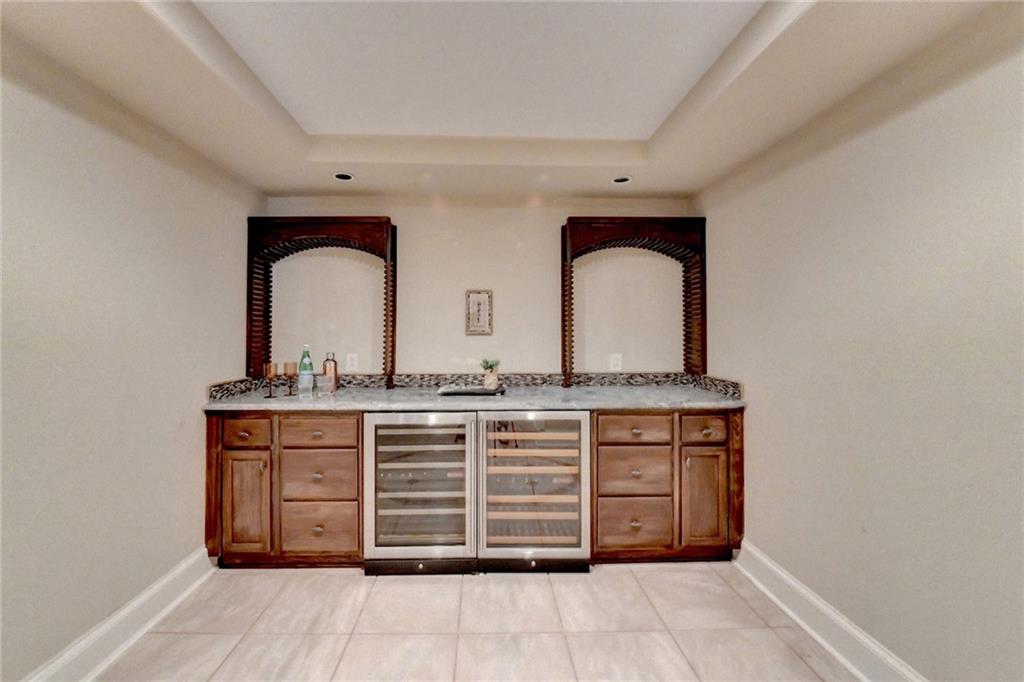 16575 Quayside Drive