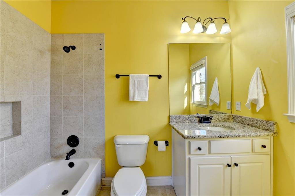 16575 Quayside Drive