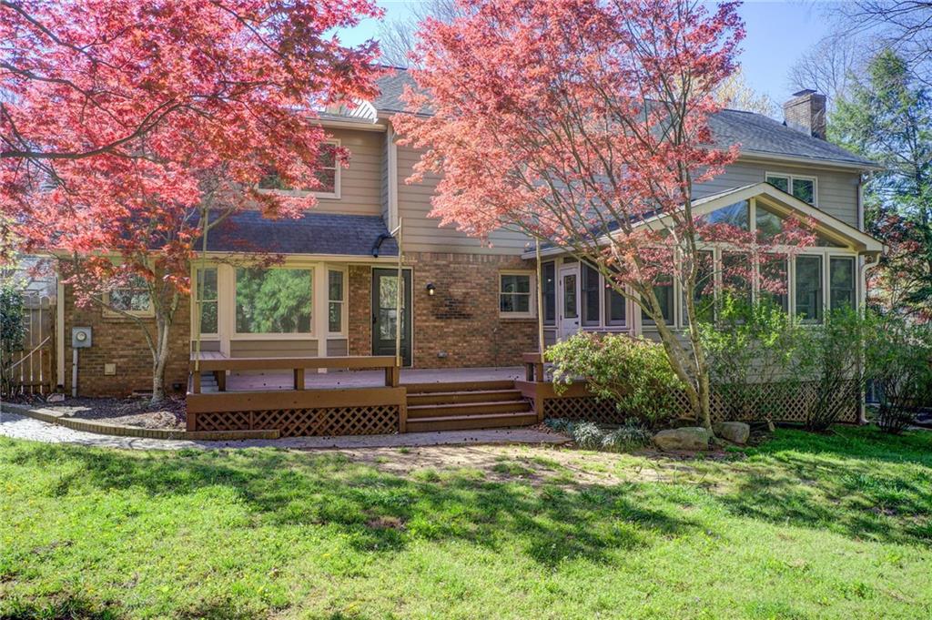 3818 Rainforest Circle