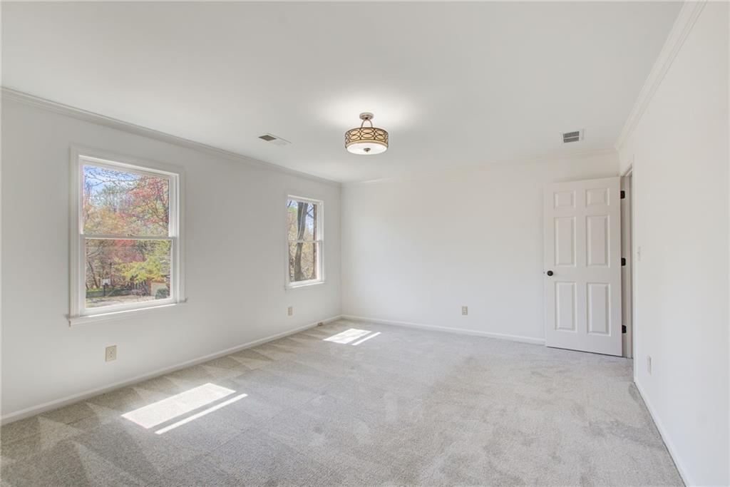 3818 Rainforest Circle