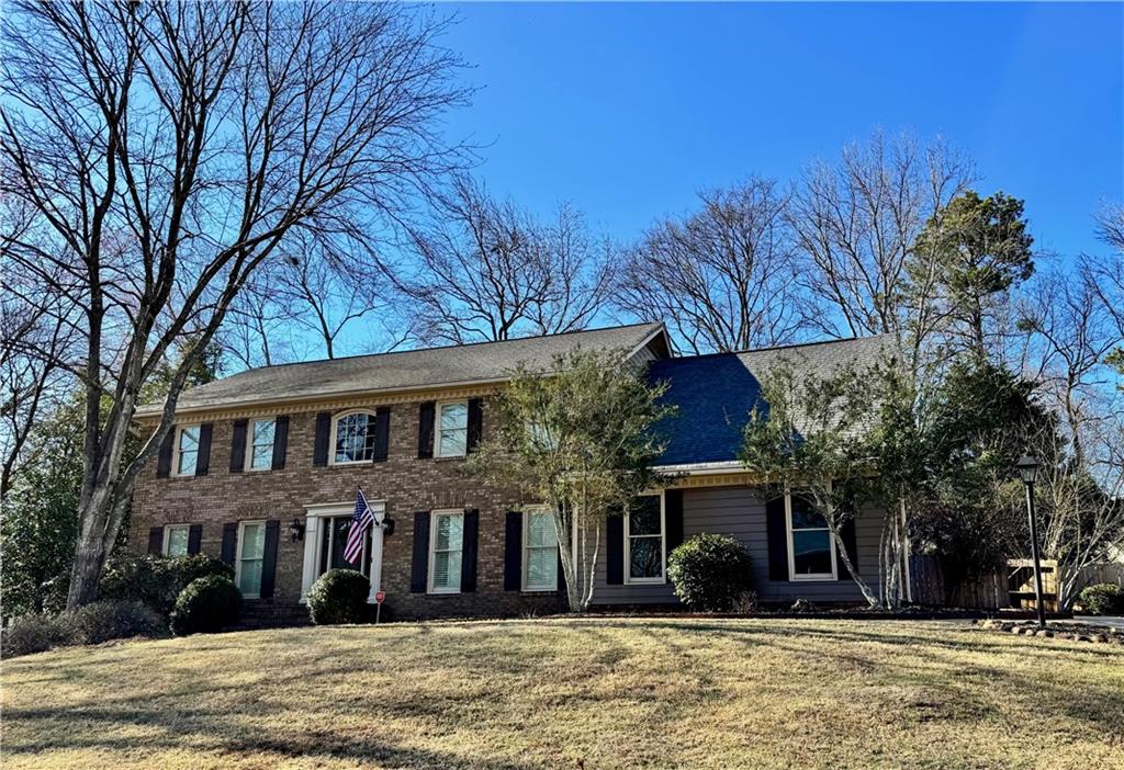 3818 Rainforest Circle