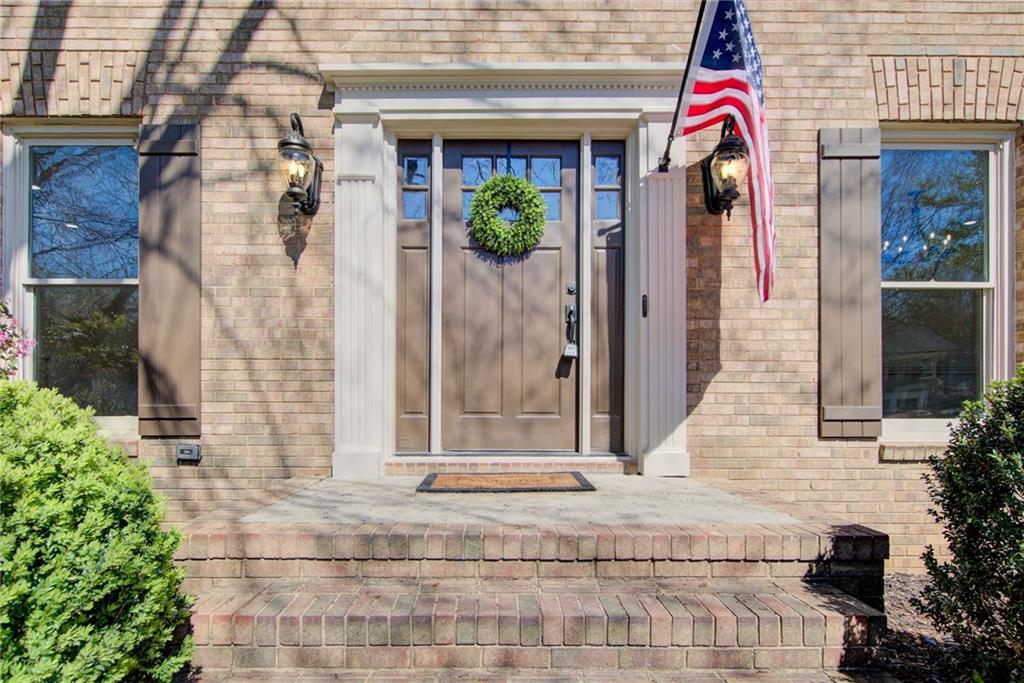 3818 Rainforest Circle