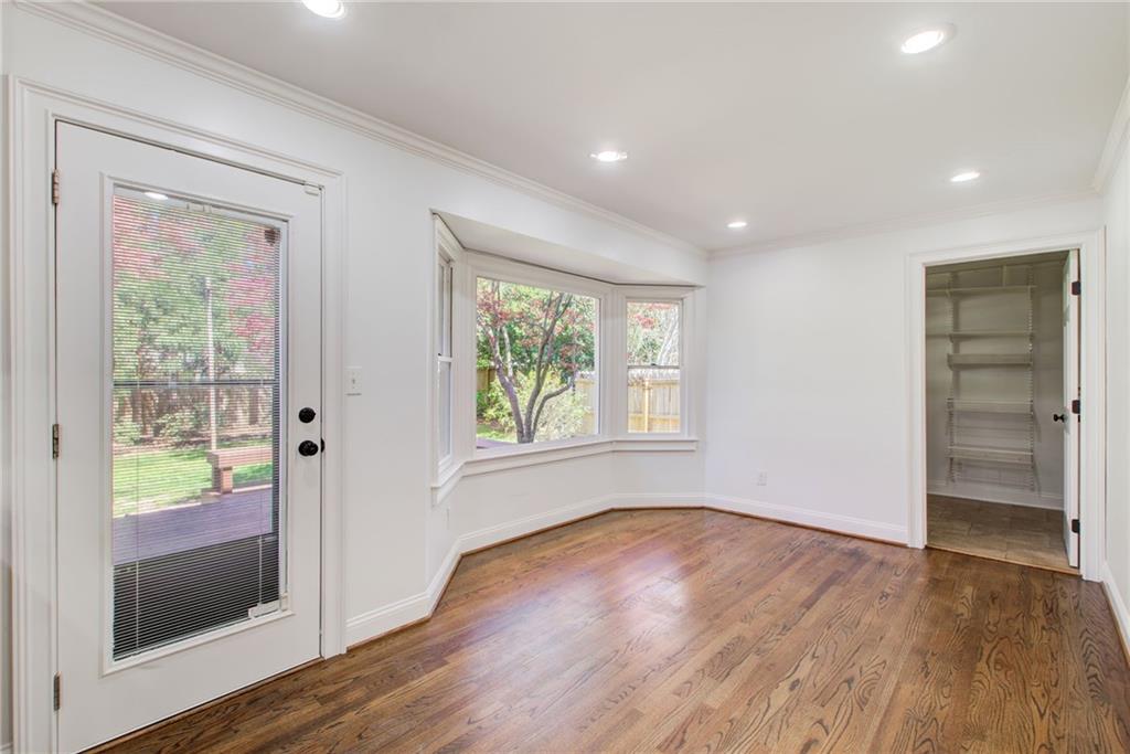 3818 Rainforest Circle