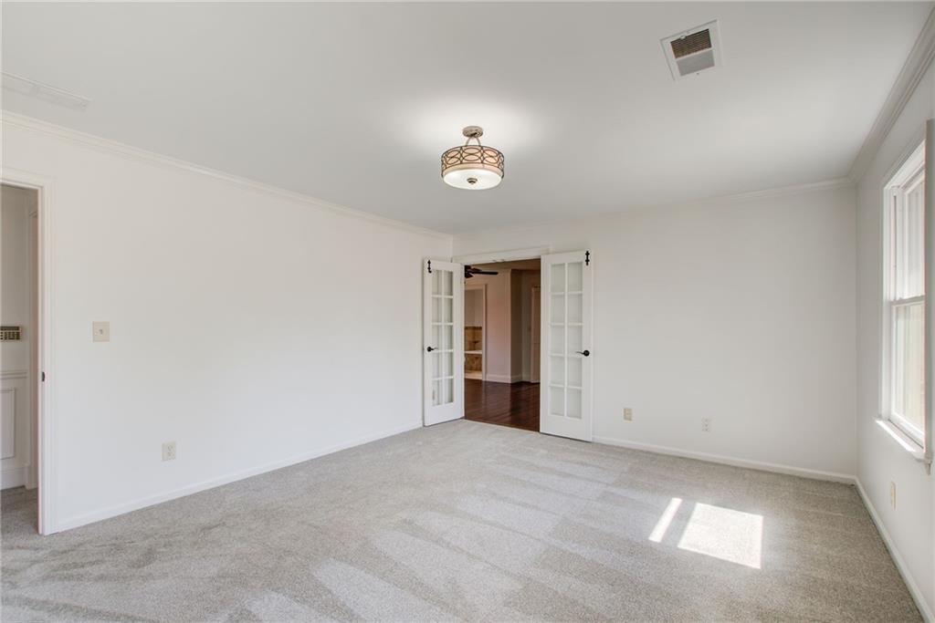 3818 Rainforest Circle