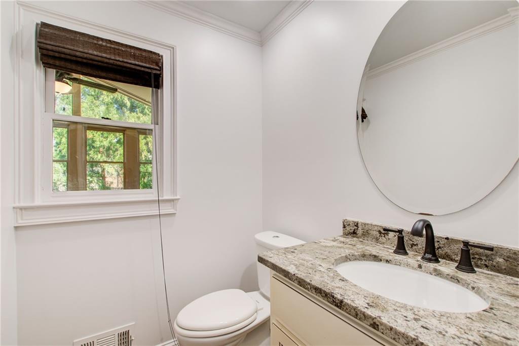 3818 Rainforest Circle