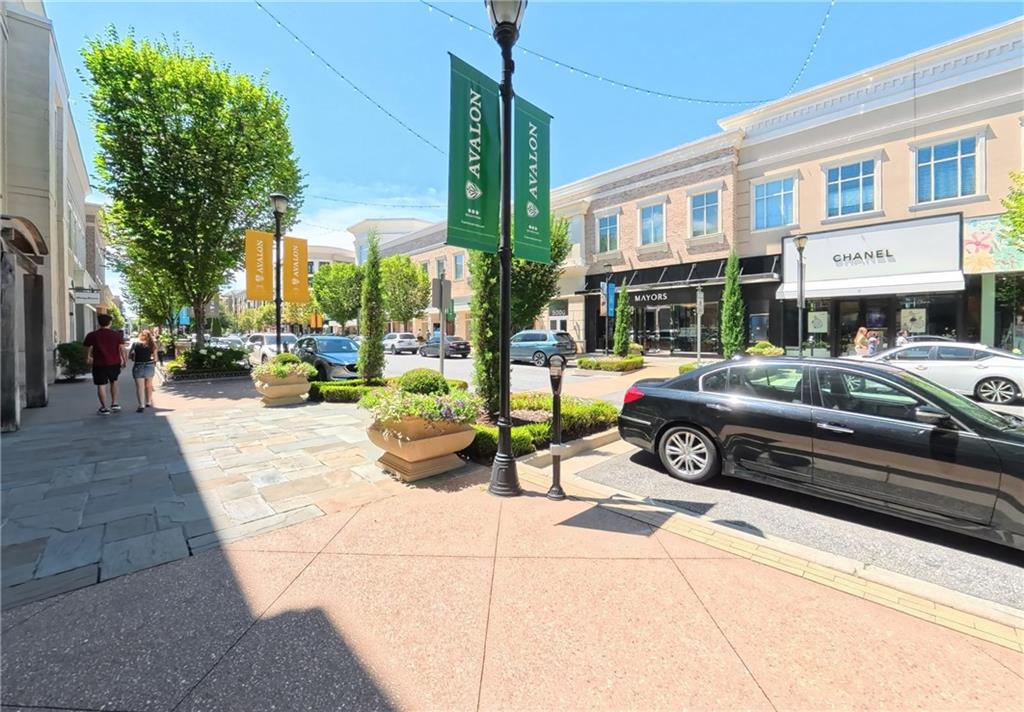 1025 Winthrope Chase Drive