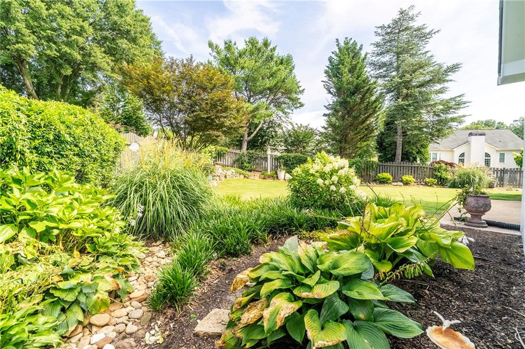 6850 Weatherstone Way