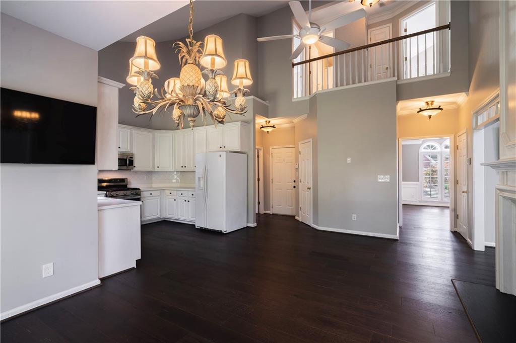 6850 Weatherstone Way