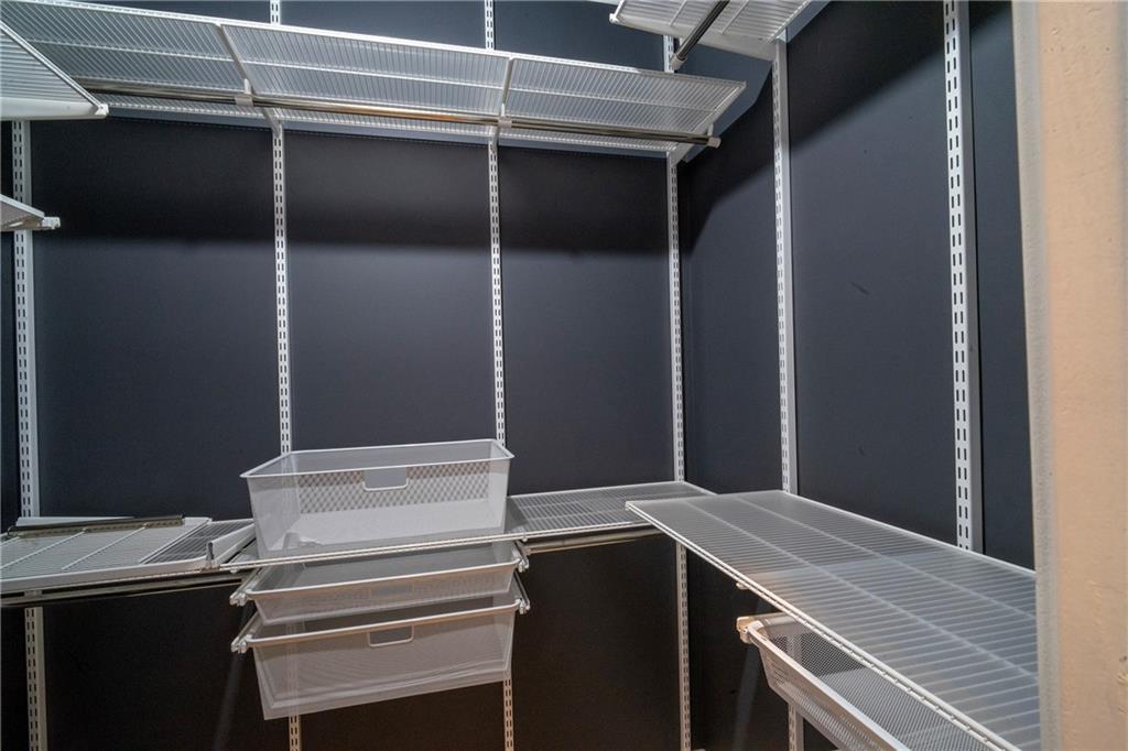 6850 Weatherstone Way