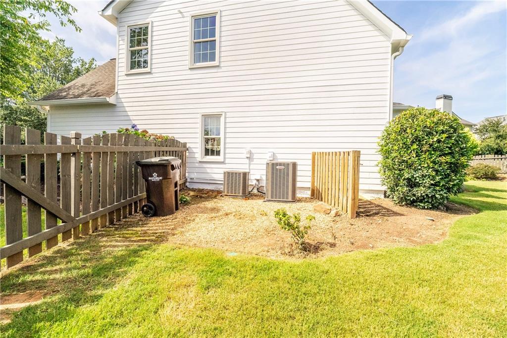 6850 Weatherstone Way