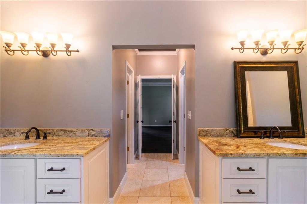 6850 Weatherstone Way