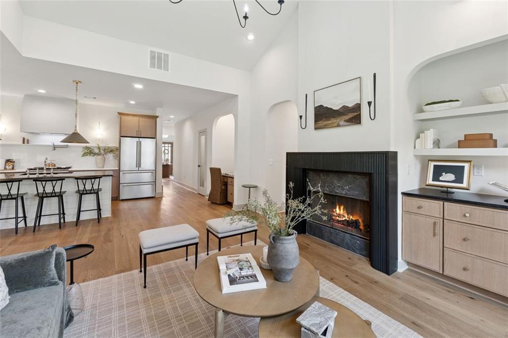 1780 AIRCRAFT Drive SE