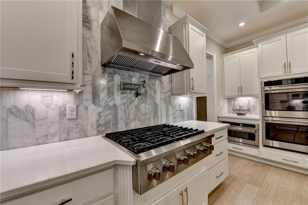 516 Founders Drive E