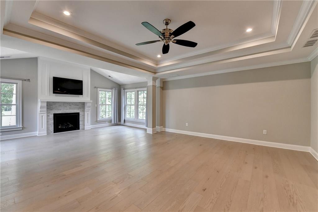 516 Founders Drive E