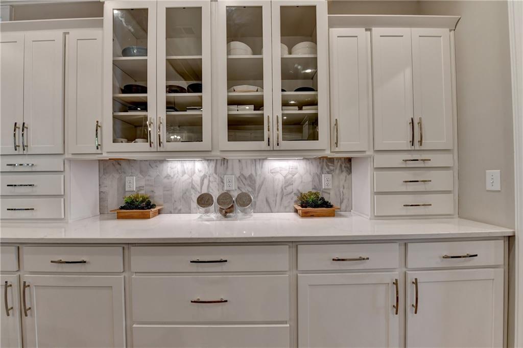 516 Founders Drive E