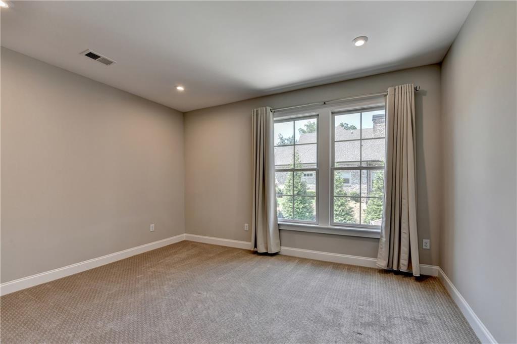 516 Founders Drive E