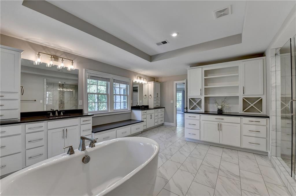 516 Founders Drive E