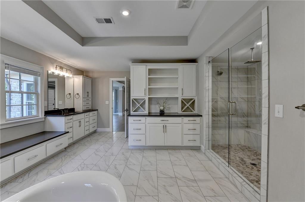 516 Founders Drive E