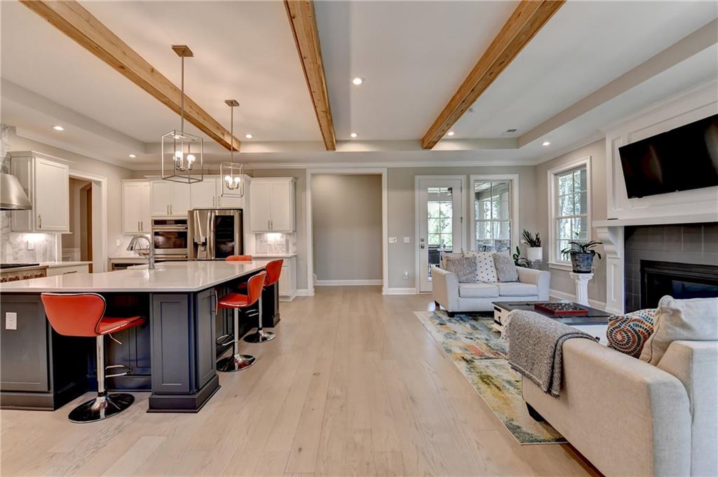 516 Founders Drive E