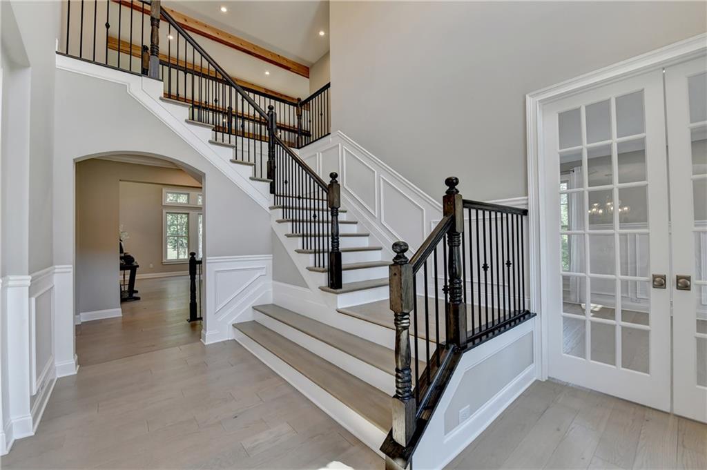 516 Founders Drive E