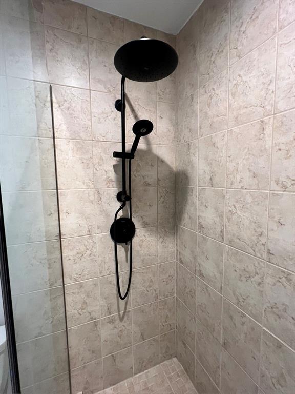 905 Juniper Street NE Unit 111