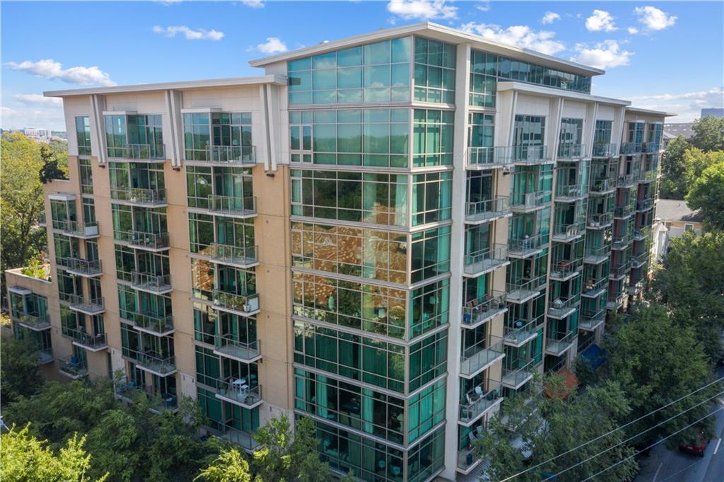 905 Juniper Street NE Unit 111