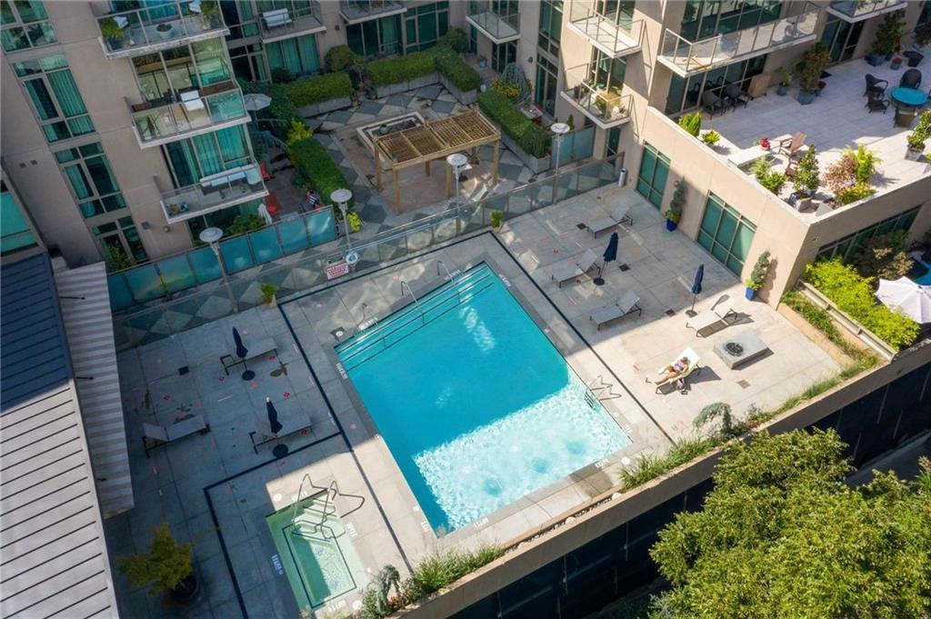 905 Juniper Street NE Unit 111