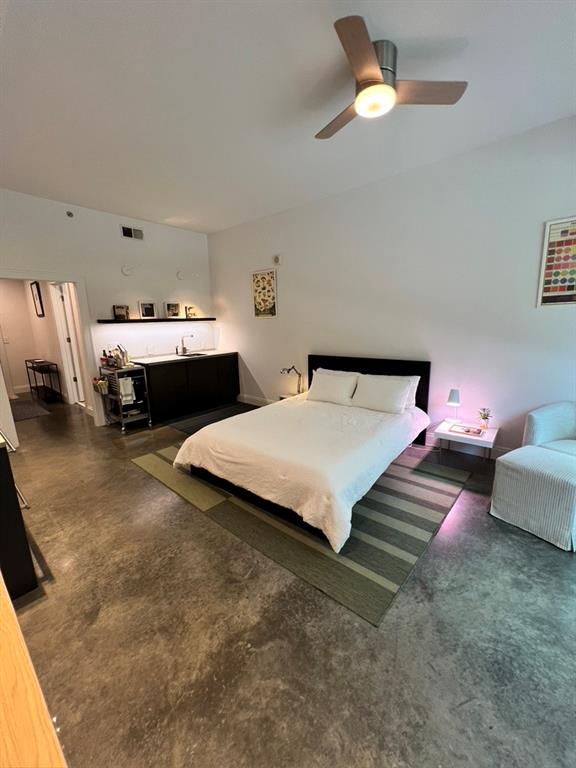 905 Juniper Street NE Unit 111