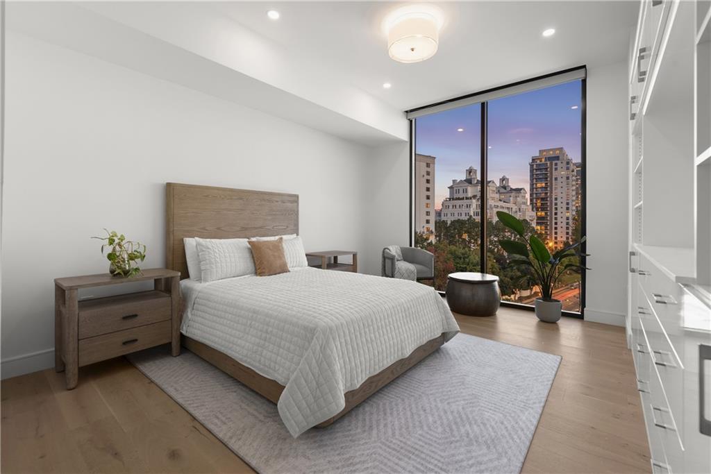 2425 Peachtree Road NE Unit 902