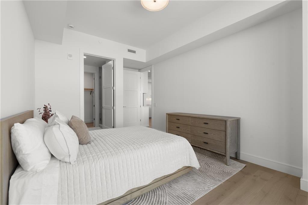 2425 Peachtree Road NE Unit 902